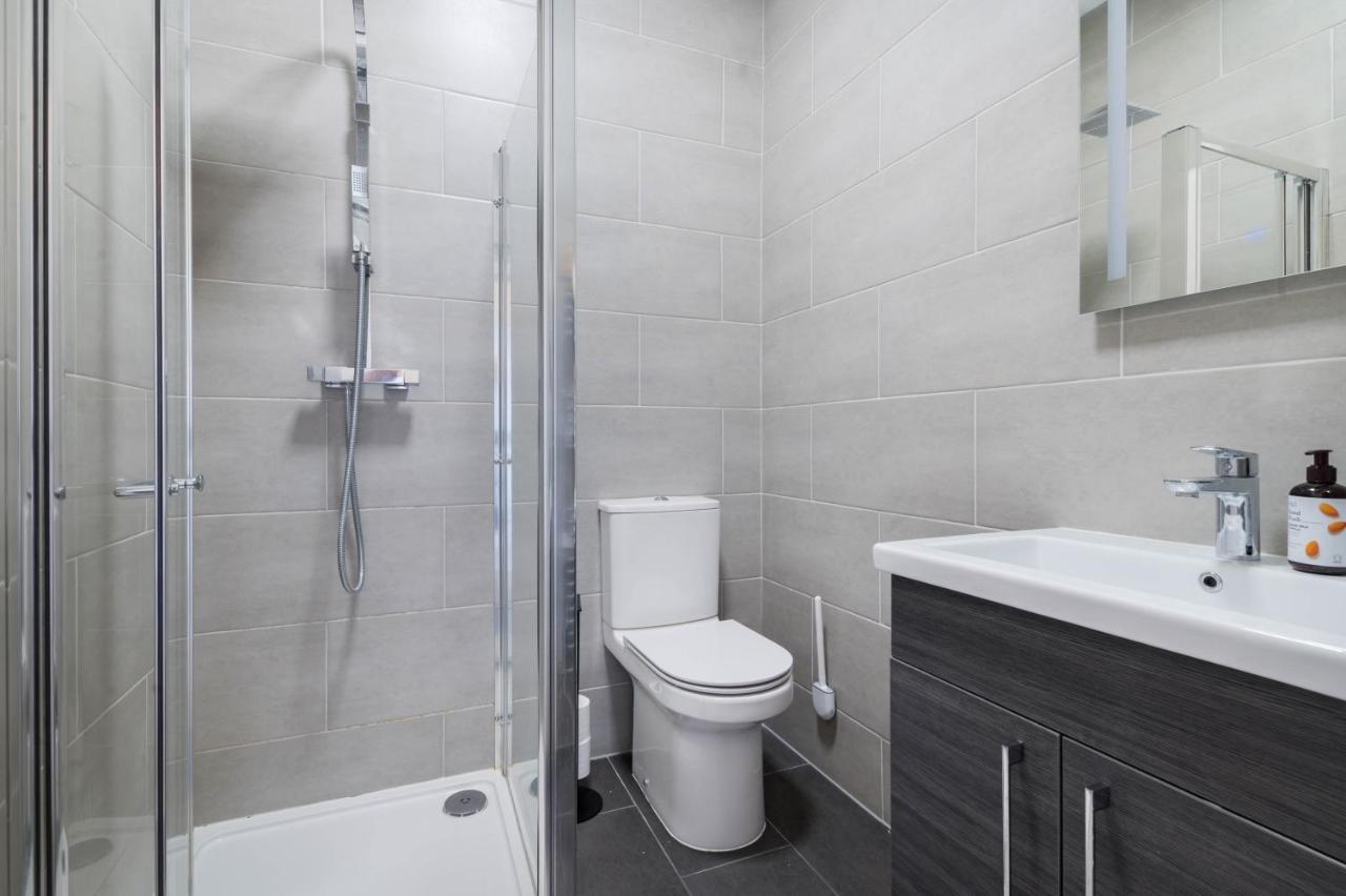 Charming Newly Refurb 2-Bed 2-Bath Whole Apartment Near Hyde Park & Kensington, Prime Paddington Location Zone 1 London Exterior foto