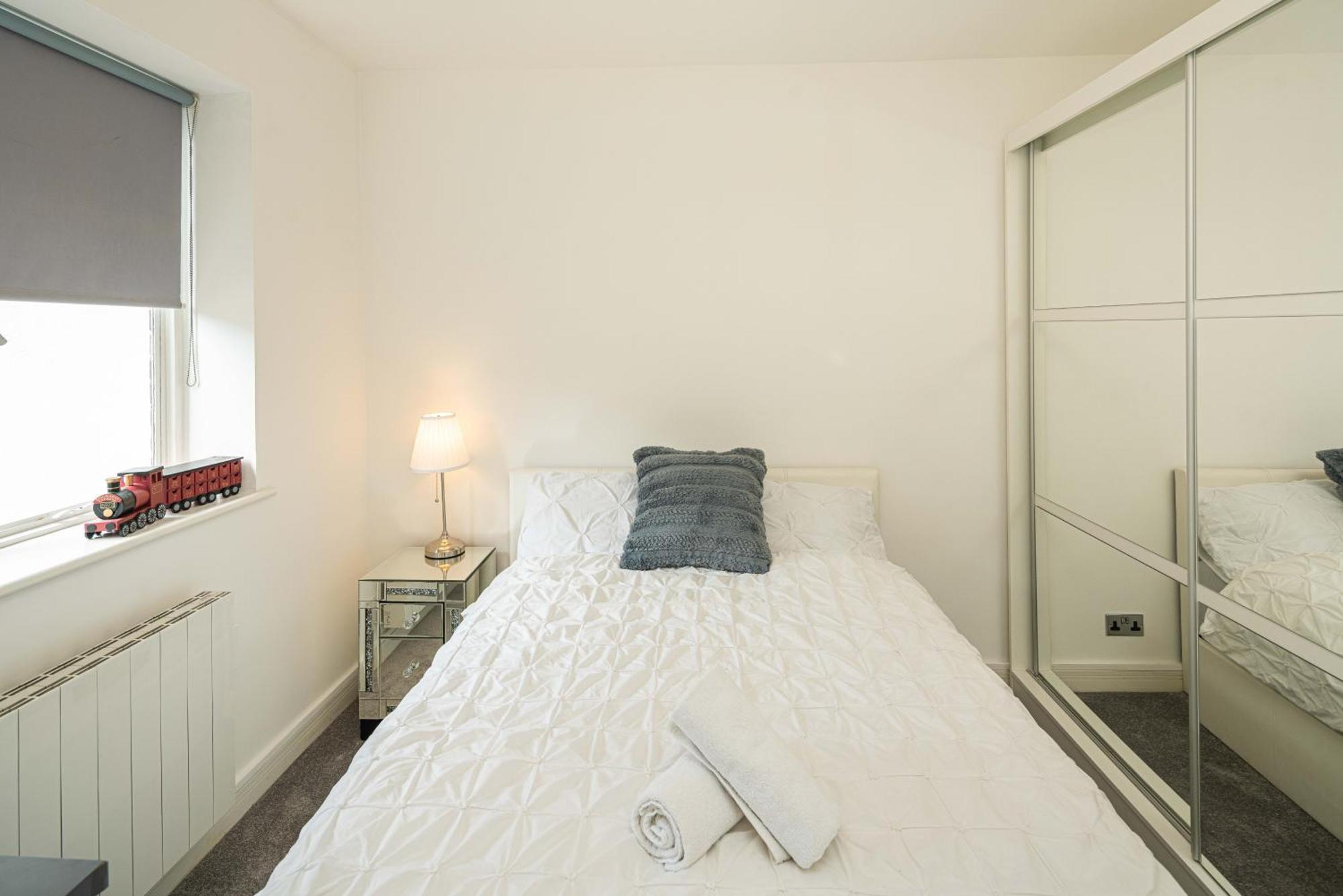 Charming Newly Refurb 2-Bed 2-Bath Whole Apartment Near Hyde Park & Kensington, Prime Paddington Location Zone 1 London Exterior foto